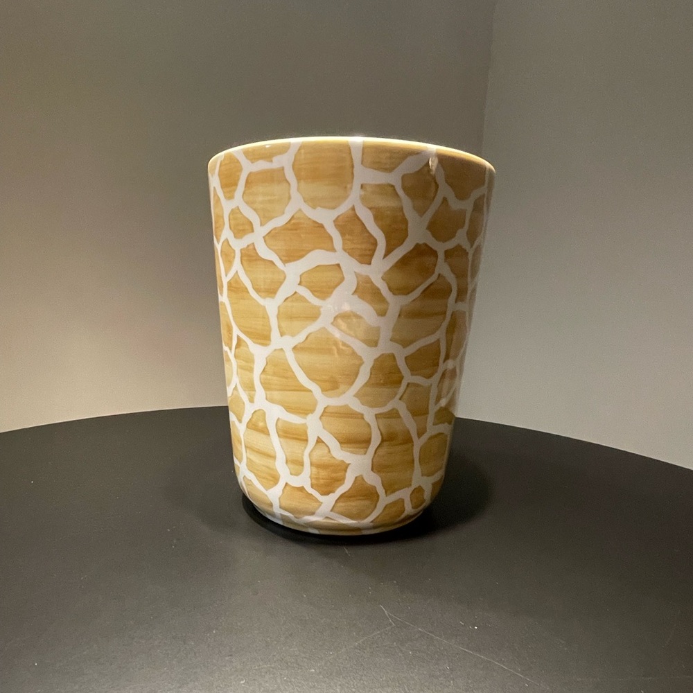 The Mane Lion Giraffe Motif Wastebasket